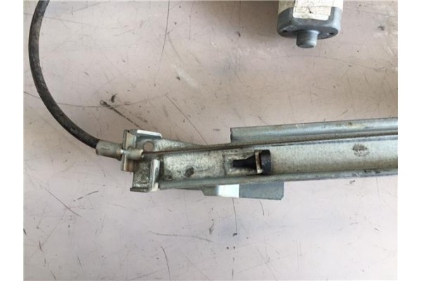 Recambio de elevalunas electrico trasero izquierdo para alfa romeo alfa 156 (116) 2.0 t.spark distinctive referencia OEM IAM   