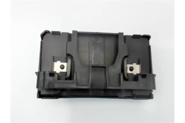 Recambio de llave para renault megane ii berlina 5p referencia OEM IAM 8200125077   Recambio de llave para renault megane ii berlina 5p referencia OEM IAM 8200125077