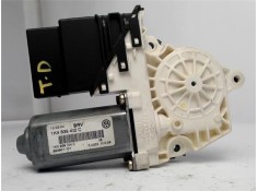 MOTOR ELEVALUNAS TRASERO DERECHO 1K4839402 1K0959704 