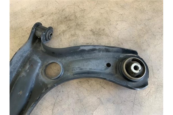 Recambio de brazo suspension delantero derecho para seat ibiza berlina (6j5) 1.4 referencia OEM IAM 6R0407152F  