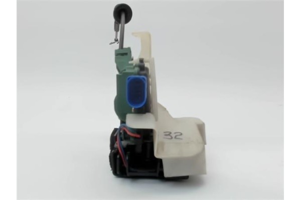 Recambio de cerradura puerta delantero izquierda para volkswagen polo iv (9n1) referencia OEM IAM 6Q4837085A  