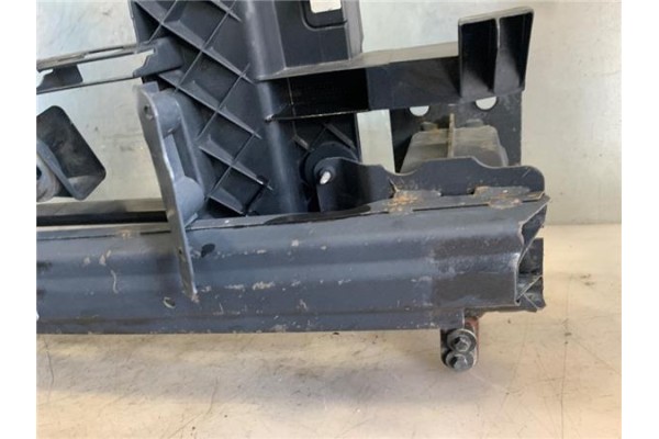 Recambio de frente delantero para ford fusion (cbk) 1.6 tdci referencia OEM IAM 1528654 1460513 