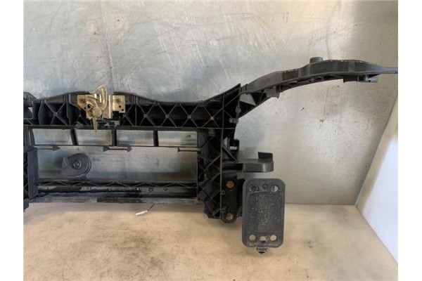 Recambio de frente delantero para ford fusion (cbk) 1.6 tdci referencia OEM IAM 1528654 1460513 