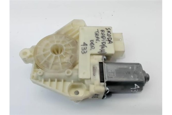 Recambio de motor elevalunas trasero derecho para skoda rapid spaceback (nh) referencia OEM IAM 5JA959812G  