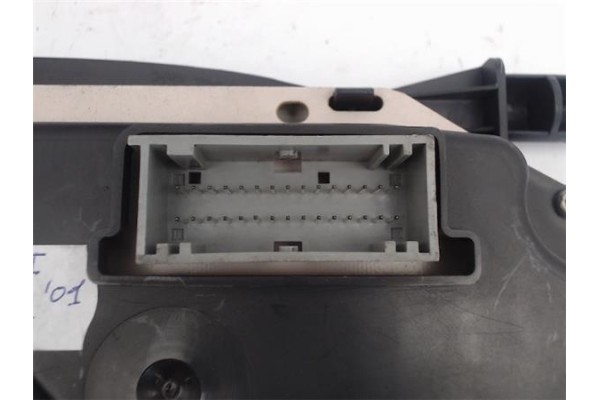 Recambio de cuadro completo para renault clio ii fase i (b/cbo) 1.4 mtv referencia OEM IAM 8200059776/NS01430225 216589182/21659