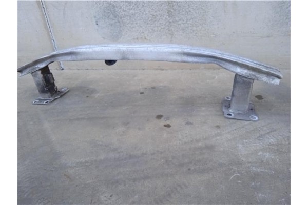 Recambio de refuerzo paragolpes para renault megane iii sport tourer 1.5 dynamique referencia OEM IAM 752100003R  
