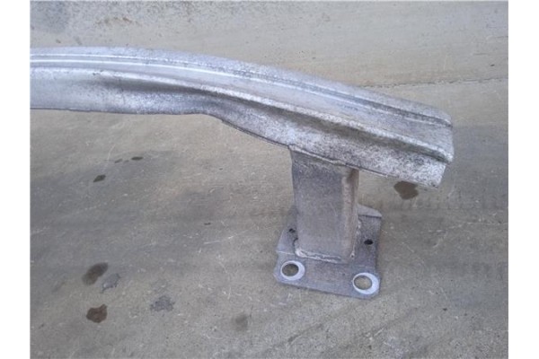 Recambio de refuerzo paragolpes para renault megane iii sport tourer 1.5 dynamique referencia OEM IAM 752100003R  