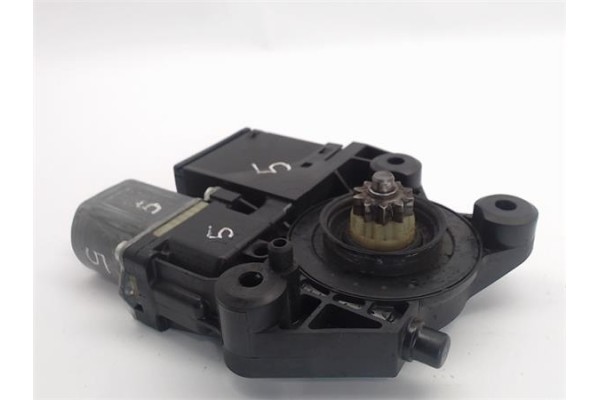 Recambio de motor elevalunas trasero izquierdo para renault scenic iii (jz) referencia OEM IAM 827310166R  