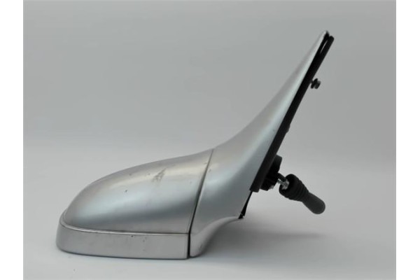 Recambio de retrovisor derecho para opel corsa b 1.4 sport referencia OEM IAM 008062349  
