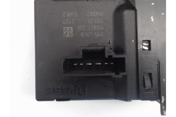Recambio de motor elevalunas trasero izquierdo para renault scenic iii (jz) referencia OEM IAM 827310166R  