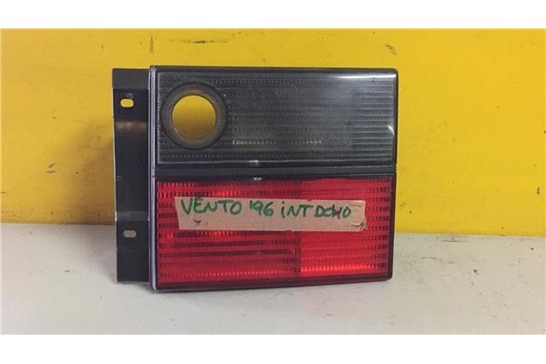 Recambio de piloto interior derecho para volkswagen vento (1h2) 1.4 cl referencia OEM IAM 1H5945108B  