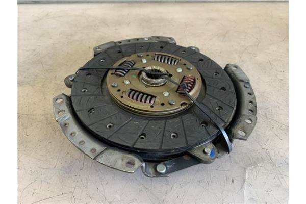 Recambio de disco embrague para toyota corolla verso (r1) 1.8 sol referencia OEM IAM 3125005100 3121005041 