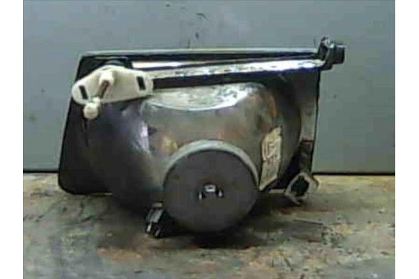 Recambio de faro delantero dcho para ford escort iii (gaa) 1.6 referencia OEM IAM 6104739  