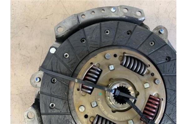 Recambio de disco embrague para toyota corolla verso (r1) 1.8 sol referencia OEM IAM 3125005100 3121005041 
