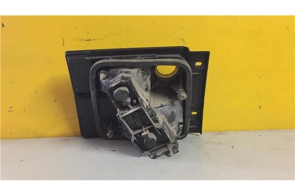 Recambio de piloto interior derecho para volkswagen vento (1h2) 1.4 cl referencia OEM IAM 1H5945108B  