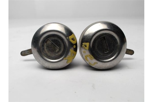 Recambio de llave para piaggio porter furgón 1.2 d referencia OEM IAM 321261  