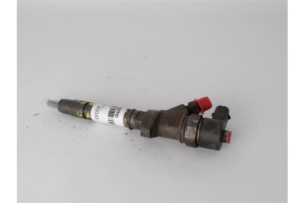 Recambio de inyector para opel movano furgón (f9) 2.5 dti referencia OEM IAM 8200145357 0445110141 