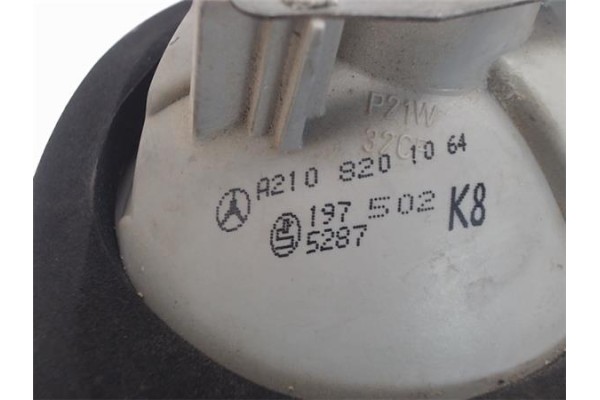 Recambio de piloto porton trasero derecho para mercedes-benz clase e (bm 210) berlina referencia OEM IAM A2108201064  