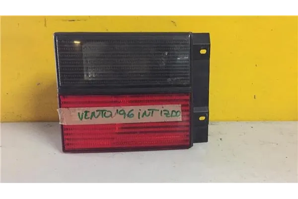 Recambio de piloto interior izquierdo para volkswagen vento (1h2) 1.4 cl referencia OEM IAM 1H5945107B  