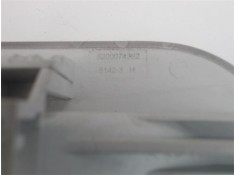 Recambio de luz delantero central techo para dacia sandero i 1.2 16v referencia OEM IAM 8200074362  