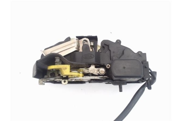 Recambio de cerradura puerta trasero izquierda para kia carens (rs) 2.0 crdi referencia OEM IAM K2FA73310  