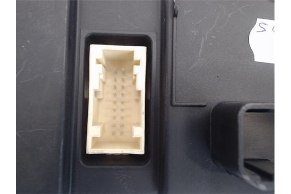 Recambio de mandos climatizador para renault scenic ii (jm) referencia OEM IAM 8200501465 69340055 