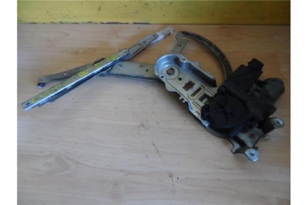 Recambio de mecanismo elevalunas delantero derecho para opel combo furgón/ranchera familiar 1.7 cdti 16v referencia OEM IAM   