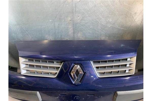 Recambio de paragolpes delantero para renault scenic ii (jm) 1.9 dci (jm12, jm0g) referencia OEM IAM 620225303R  