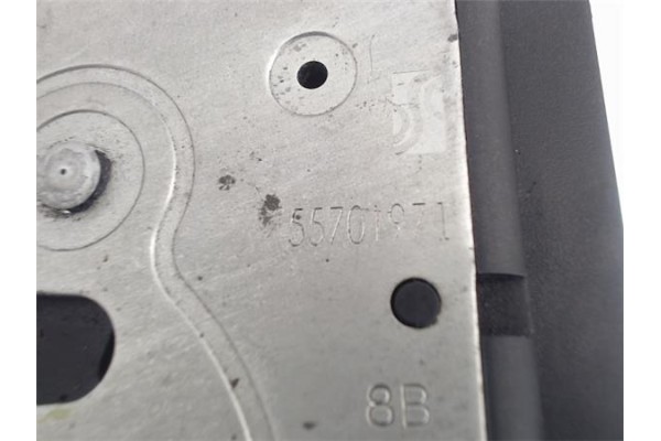 Recambio de cerradura porton para opel corsa d 1.4 referencia OEM IAM 55702971  
