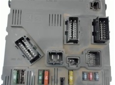 Recambio de caja fusibles/rele para citroen c2 1.4 audace referencia OEM IAM 9652474380  