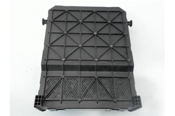 Recambio de caja fusibles/rele para citroen c2 1.4 audace referencia OEM IAM 9652474380  