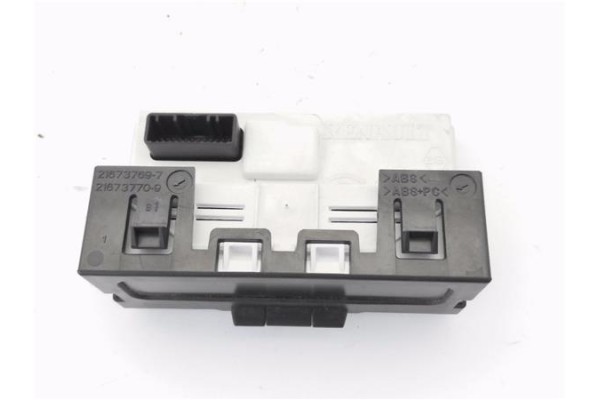 Recambio de display para renault megane ii classic berlina 2.0 expression referencia OEM IAM 8200350498A 216737697 