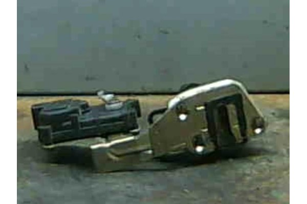 Recambio de cierre electromagnetico trasero izquierdo para daewoo matiz 0.8 referencia OEM IAM   
