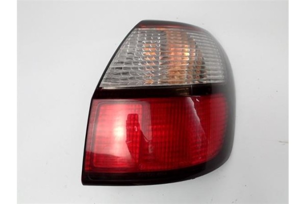 Recambio de piloto trasero derecho para subaru legacy iii ranchera familiar (be, bh) 2.5 referencia OEM IAM 28421AE011  