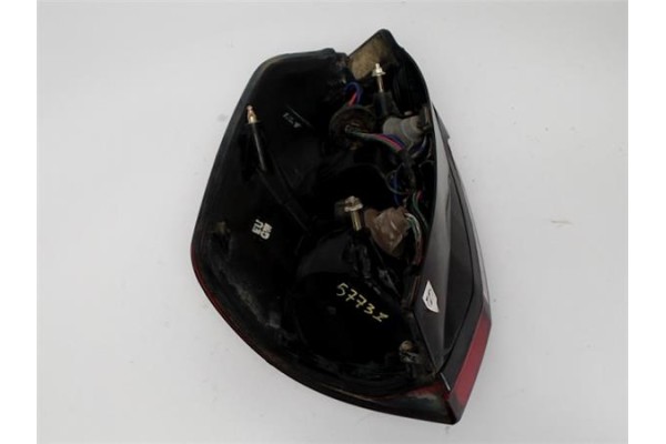 Recambio de piloto trasero derecho para subaru legacy iii ranchera familiar (be, bh) 2.5 referencia OEM IAM 28421AE011  