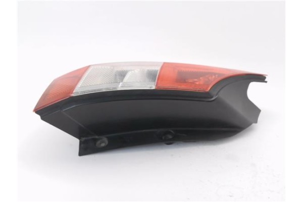 Recambio de piloto trasero izquierdo para renault scenic ii (jm) 1.5 dci (jm0f) referencia OEM IAM 8200127704 15911500 