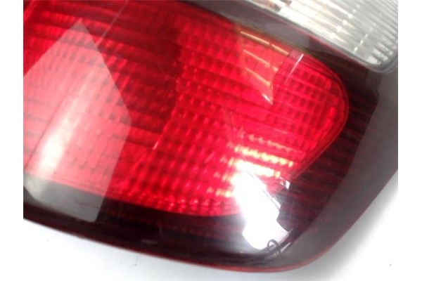 Recambio de piloto trasero derecho para subaru legacy iii ranchera familiar (be, bh) 2.5 referencia OEM IAM 28421AE011  