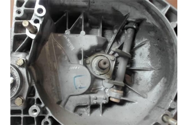 Recambio de caja cambios manual para alfa romeo 147 (190) 1.9 jtd 115 distinctive referencia OEM IAM 60623950  