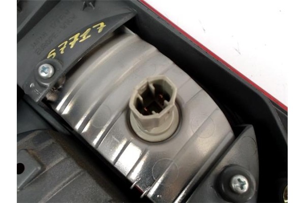 Recambio de piloto porton trasero derecho para mazda 626 berlina (gf) 2.0 referencia OEM IAM GG5H513F0A MZ4264153 997006210Y , M