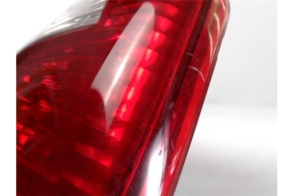 Recambio de piloto porton trasero izquierdo para mazda 626 berlina (gf) 2.0 referencia OEM IAM GG2M513G0A MZ0214153 997008215 , 