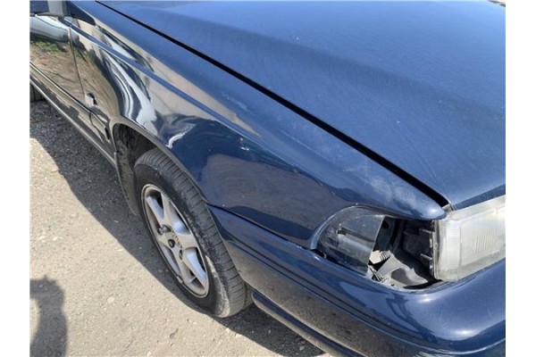 Recambio de aleta delantero derecha para volvo v70 familiar 2.5 referencia OEM IAM 9152680  