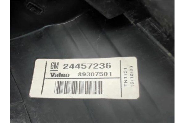 Recambio de piloto trasero derecho para opel corsa c referencia OEM IAM 24457236 89307501 