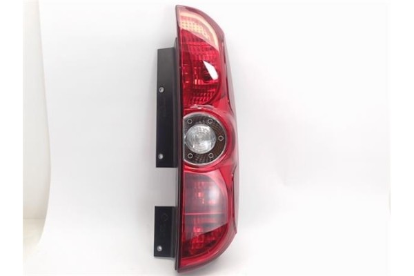Recambio de piloto trasero derecho para opel combo d referencia OEM IAM 20370751 20570748 