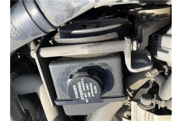 Recambio de bomba servodireccion para volvo v70 familiar 2.5 referencia OEM IAM 3546907  