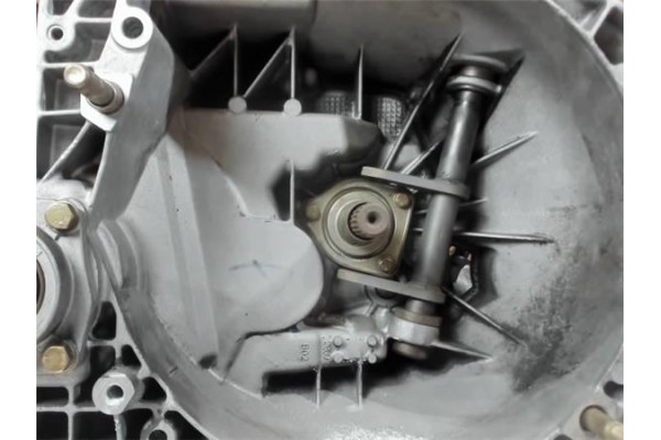 Recambio de caja cambios manual para alfa romeo 146 1.9 jtd referencia OEM IAM 46433289  