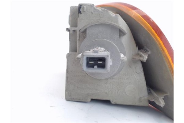 Recambio de intermitente delantero dcho para fiat i punto (176) berlina referencia OEM IAM   