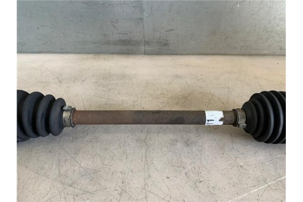 Recambio de palier delantero izquierdo para peugeot 107 1.0 básico referencia OEM IAM 3272JY  