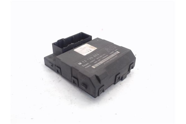 Recambio de centralita para opel vectra c berlina referencia OEM IAM 13120953/SC718671373 A7U321800265509/355476 