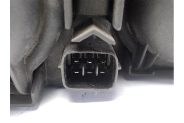 Recambio de faro delantero izquierdo para mazda 626 berlina (gf) 2.0 referencia OEM IAM 1305289069  