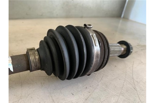 Recambio de palier delantero derecho para peugeot 107 1.0 básico referencia OEM IAM 3273JR  
